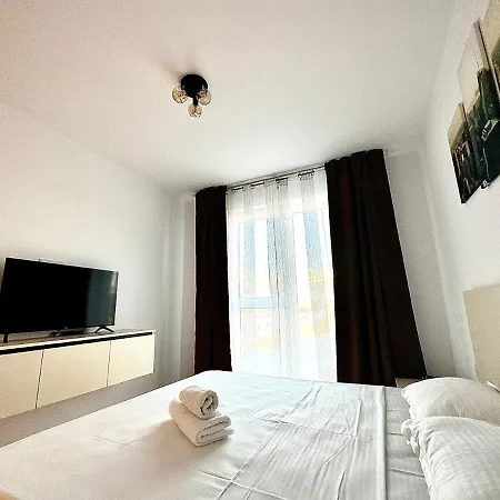 Apartment 4friendscoresibrasov Z *